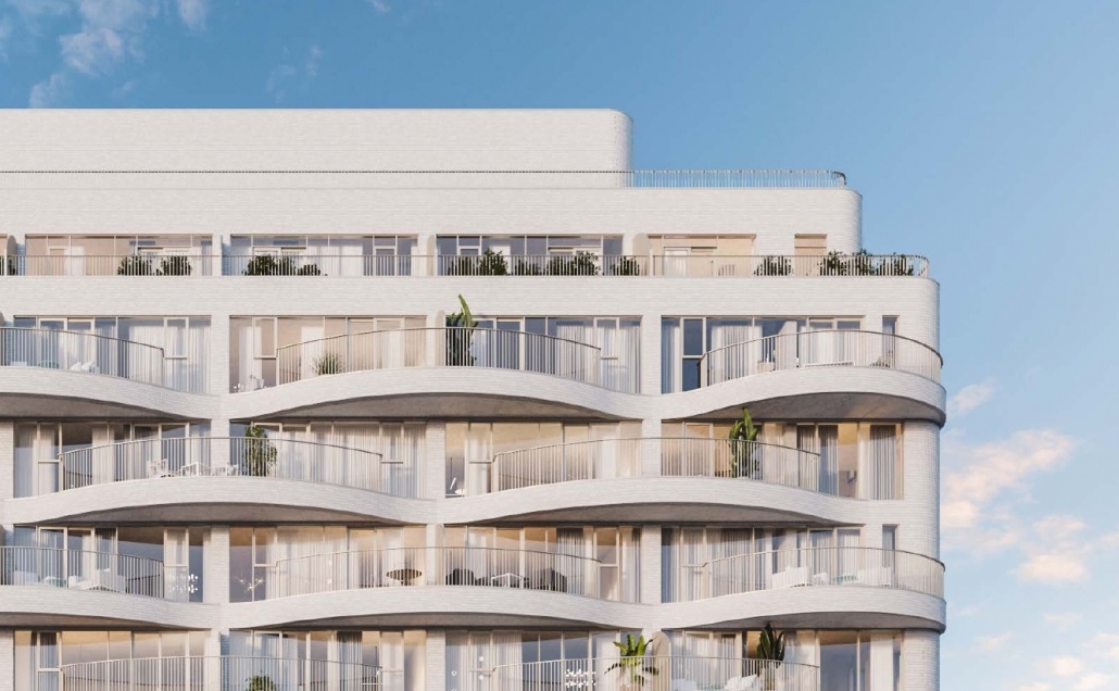 Reina Condos - Close-Up-Higher-Levels