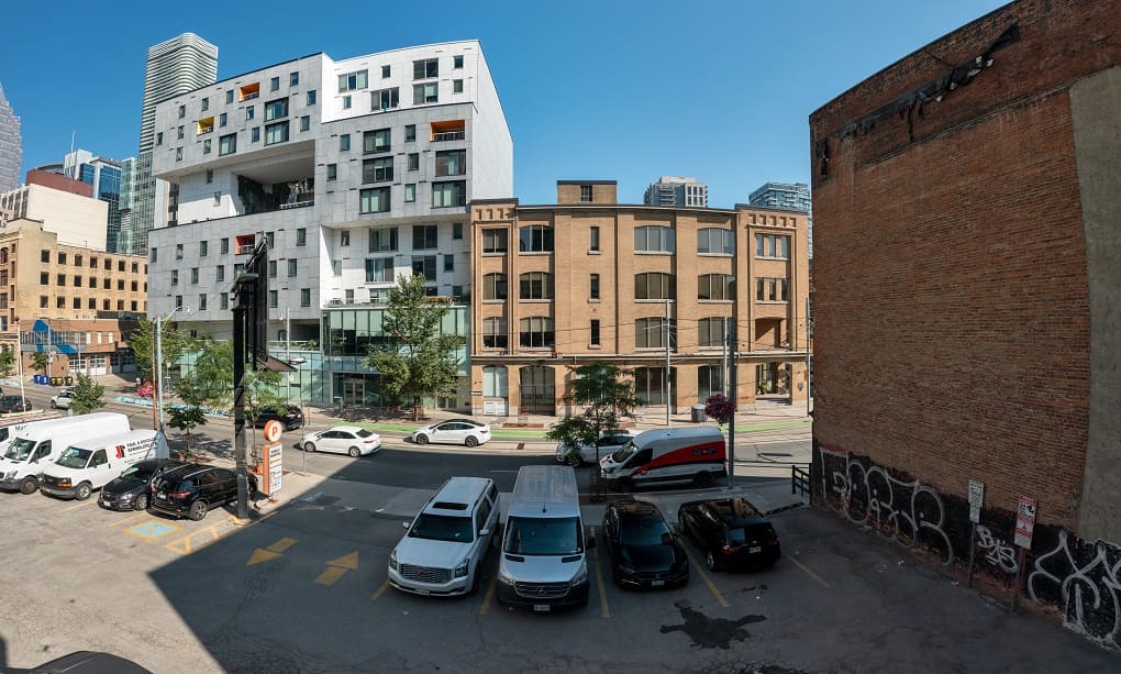 ALiAS Condos 15