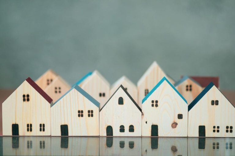 Toronto Looks to Permit Fiveplexes and Sixplexes in Scarborough North: A Step Toward Affordable Housing