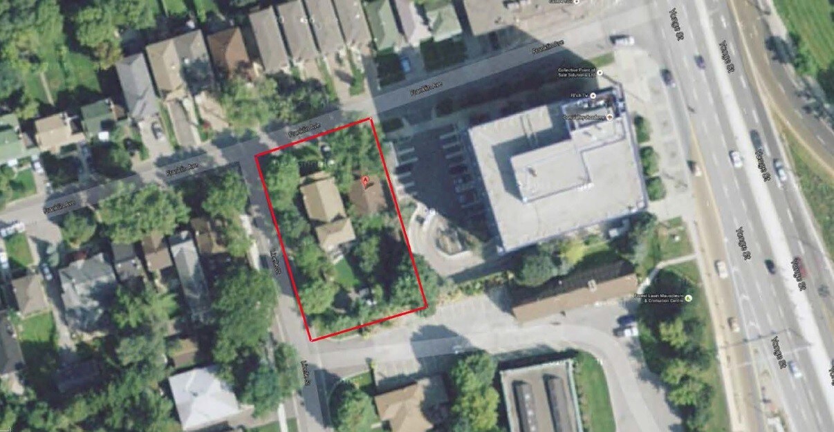 21-23 Franklin Ave